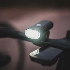 Lumière Avant DPV 650 Lumens 11 Lumière Avant DPV 650 Lumens -Pro Vélo Soldes dpv c101202011 011