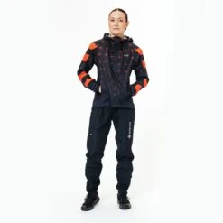 Gore Wear Veste GOREWEAR Endure GORE-TEX Paclite Noir Rouge Bleu Femme 9 Gore Wear Veste GOREWEAR Endure GORE-TEX Paclite Noir Rouge Bleu Femme -Pro Vélo Soldes gow 100916 99ay 004