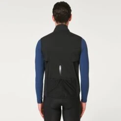 Gilet Oakley Elements Noir Intense -Pro Vélo Soldes ok foa403761 02e 004